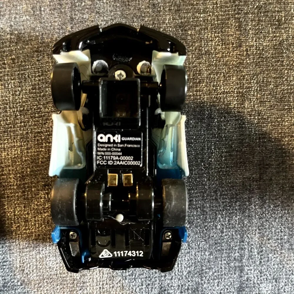 Anki Overdrive Lot of 4 Race Cars With Charging Base  *Untested with app*